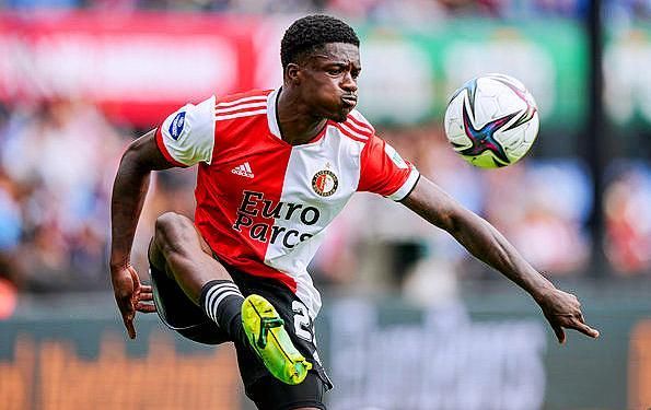 持的强硬立 持的强硬立