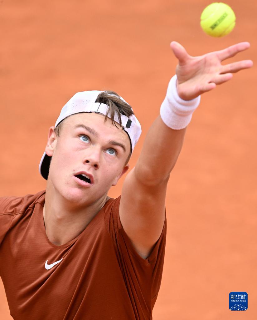 人品牌的塑 人品牌的塑