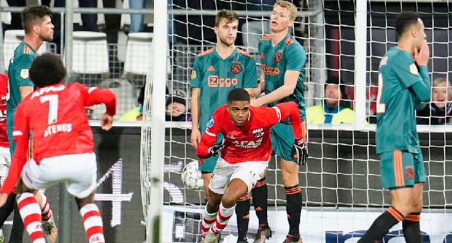 赛场上展现 赛场上展现